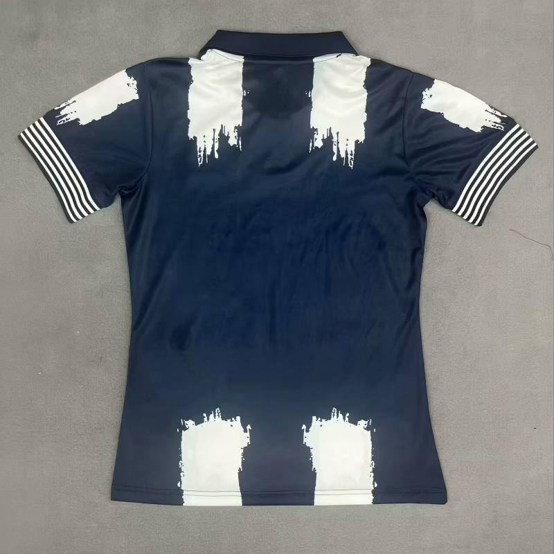 Latest Fashionable Women High Quality Soccer Jersey